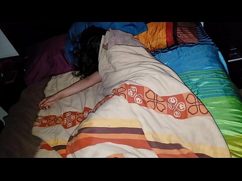 ❤️ Beau-fils réprimandant sa jeune belle-mère pendant qu'elle dort. ❤️❌ Porno at fr.eviewporn.ru ❤